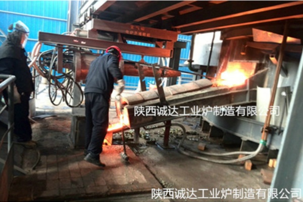 利用工业热熔渣生产矿棉电炉设备